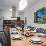 Villa Strisnja W/ Sea View *