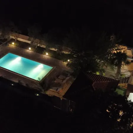 Villa Strisnja W/ Sea View *